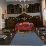room with yoda mats and cushion and mood lighting